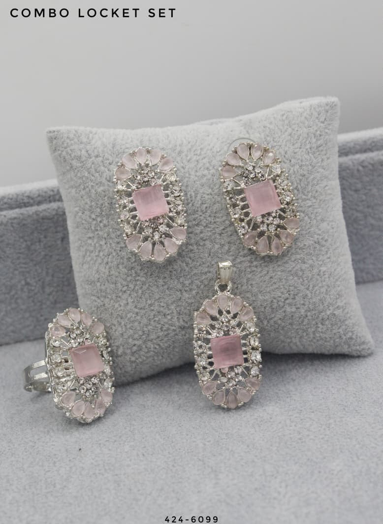 Aurielle Royal Pendant Combo Set