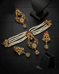 Elegance Unveiled Choker Set