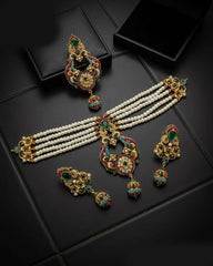 Elegance Unveiled Choker Set
