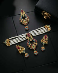 Elegance Unveiled Choker Set