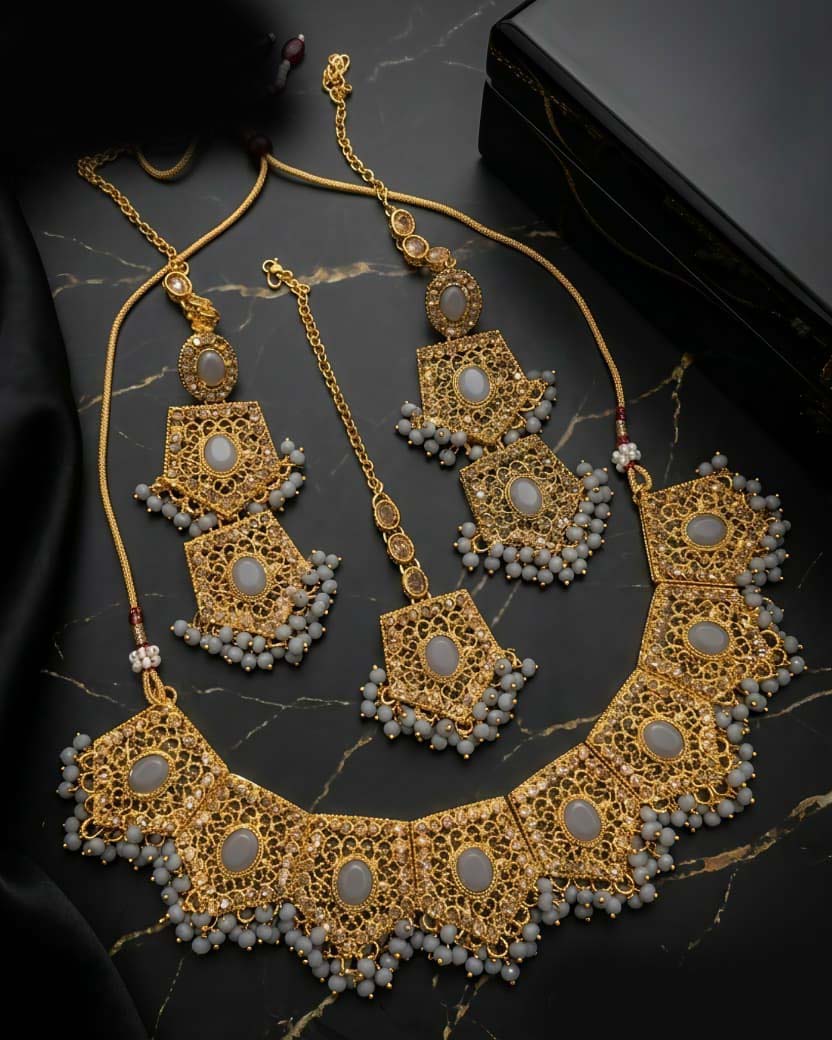 Premium Casting Necklace Set