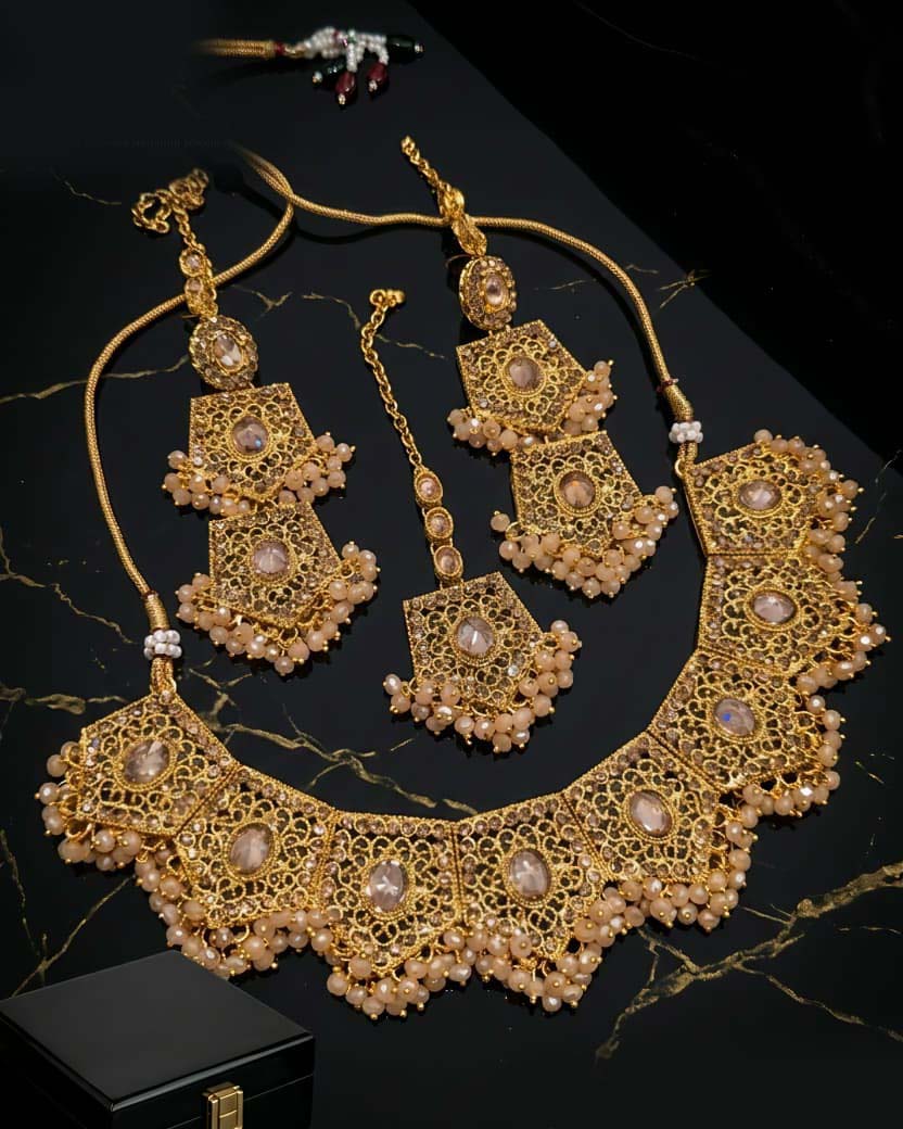 Premium Casting Necklace Set