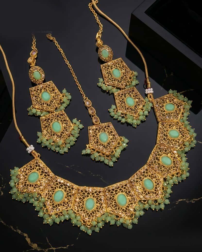 Premium Casting Necklace Set