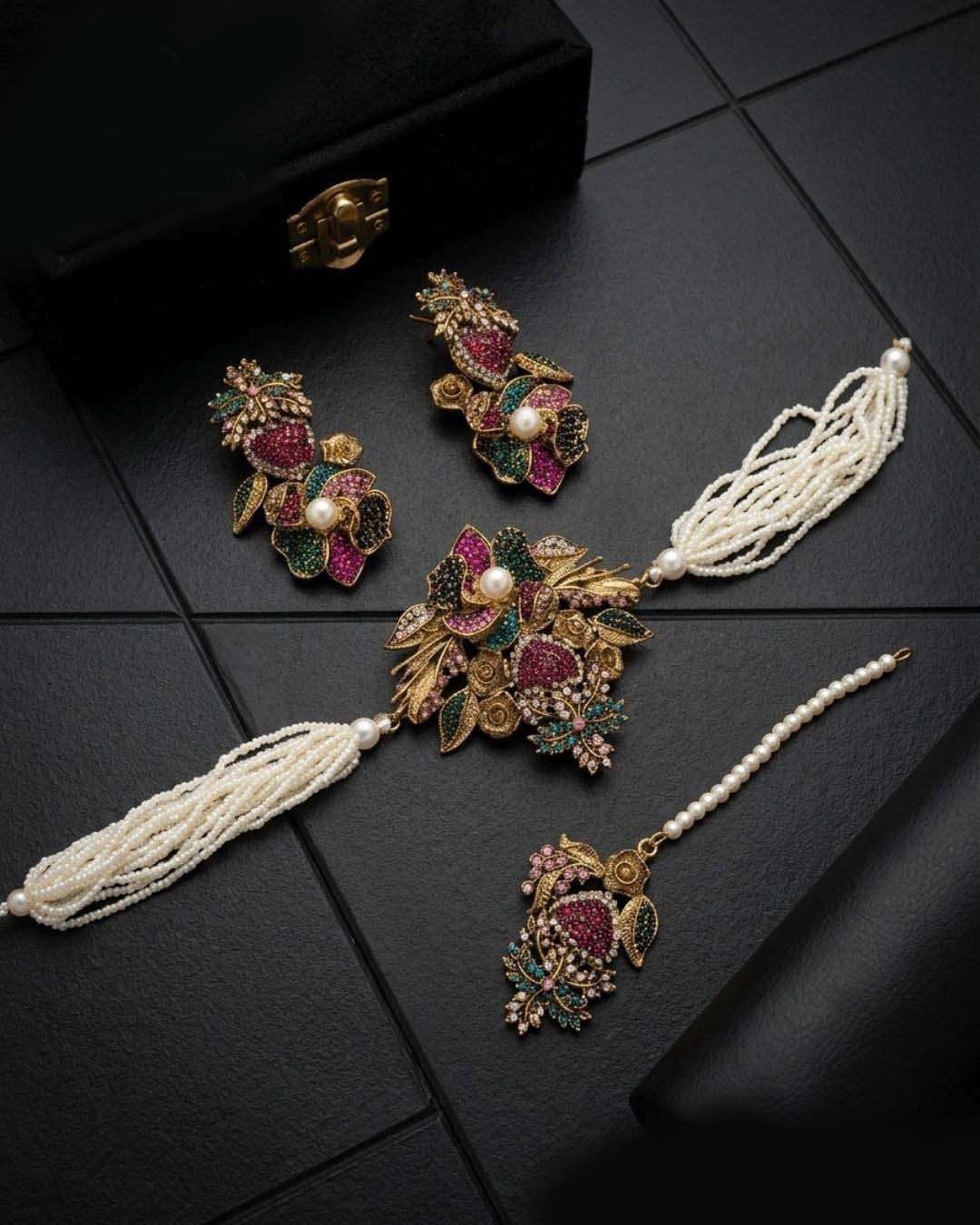 Turkish Regal Choker Set