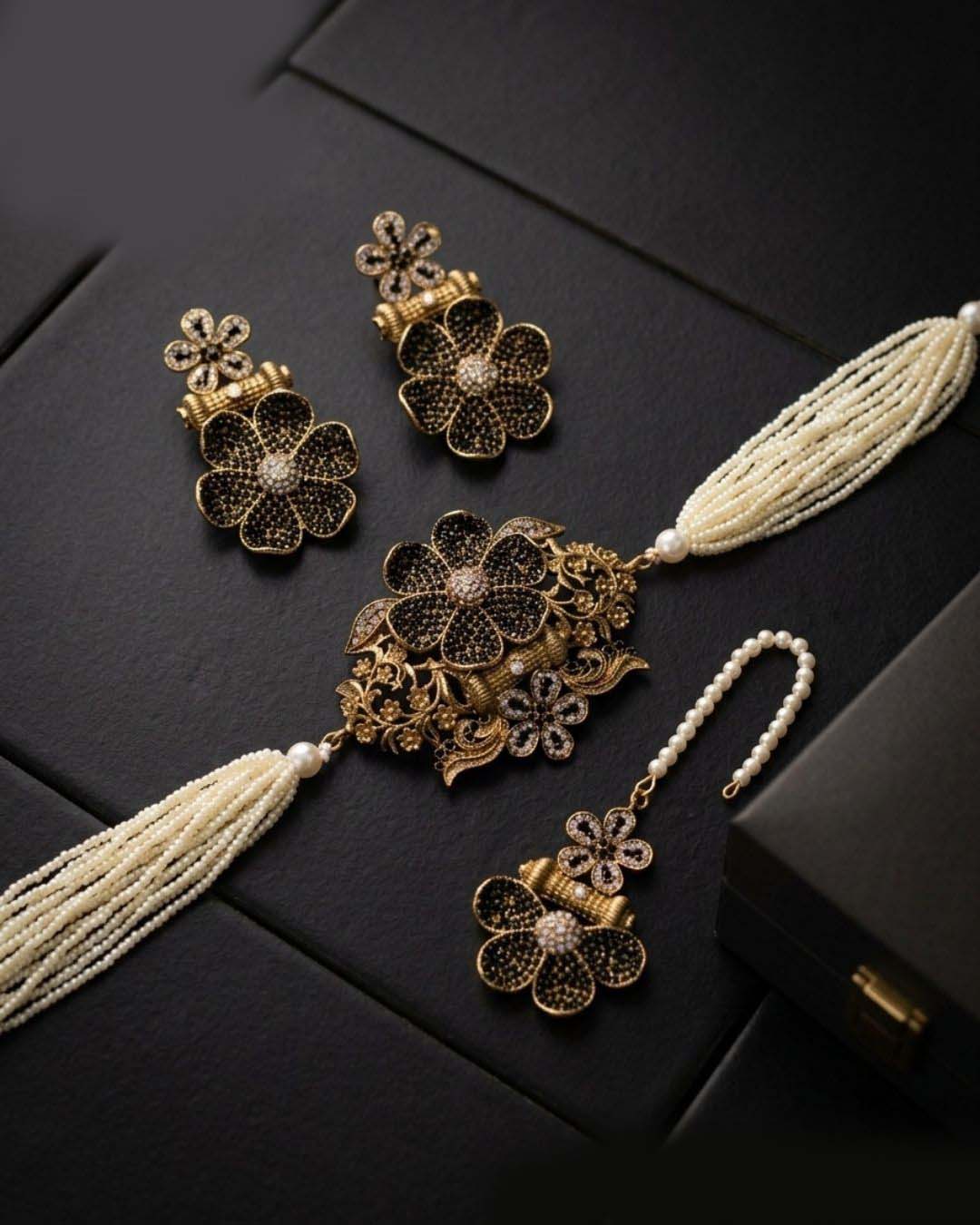 Zarina Turkish Choker Set