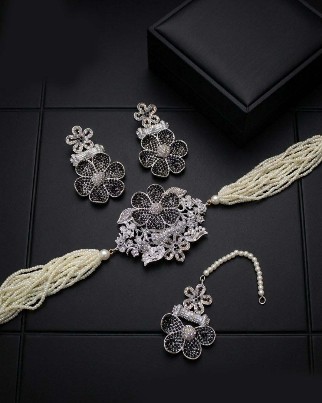 Zarina Turkish Choker Set