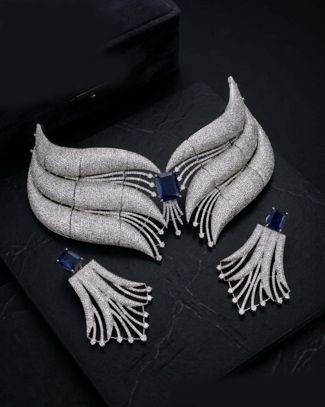 Aurelia Signature Necklace Set