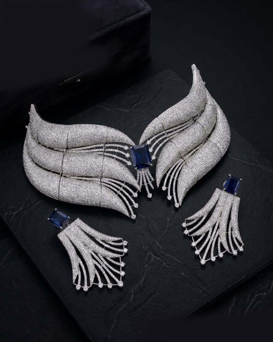 Aurelia Signature Necklace Set