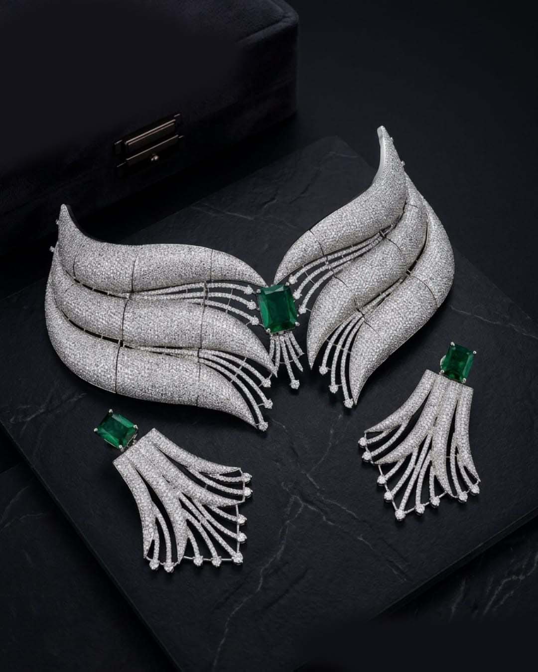 Aurelia Signature Necklace Set