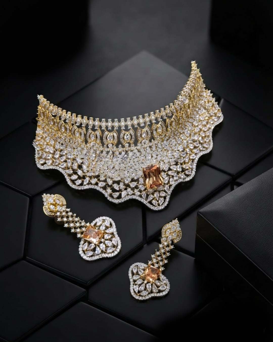 Lumina Royale Necklace Set