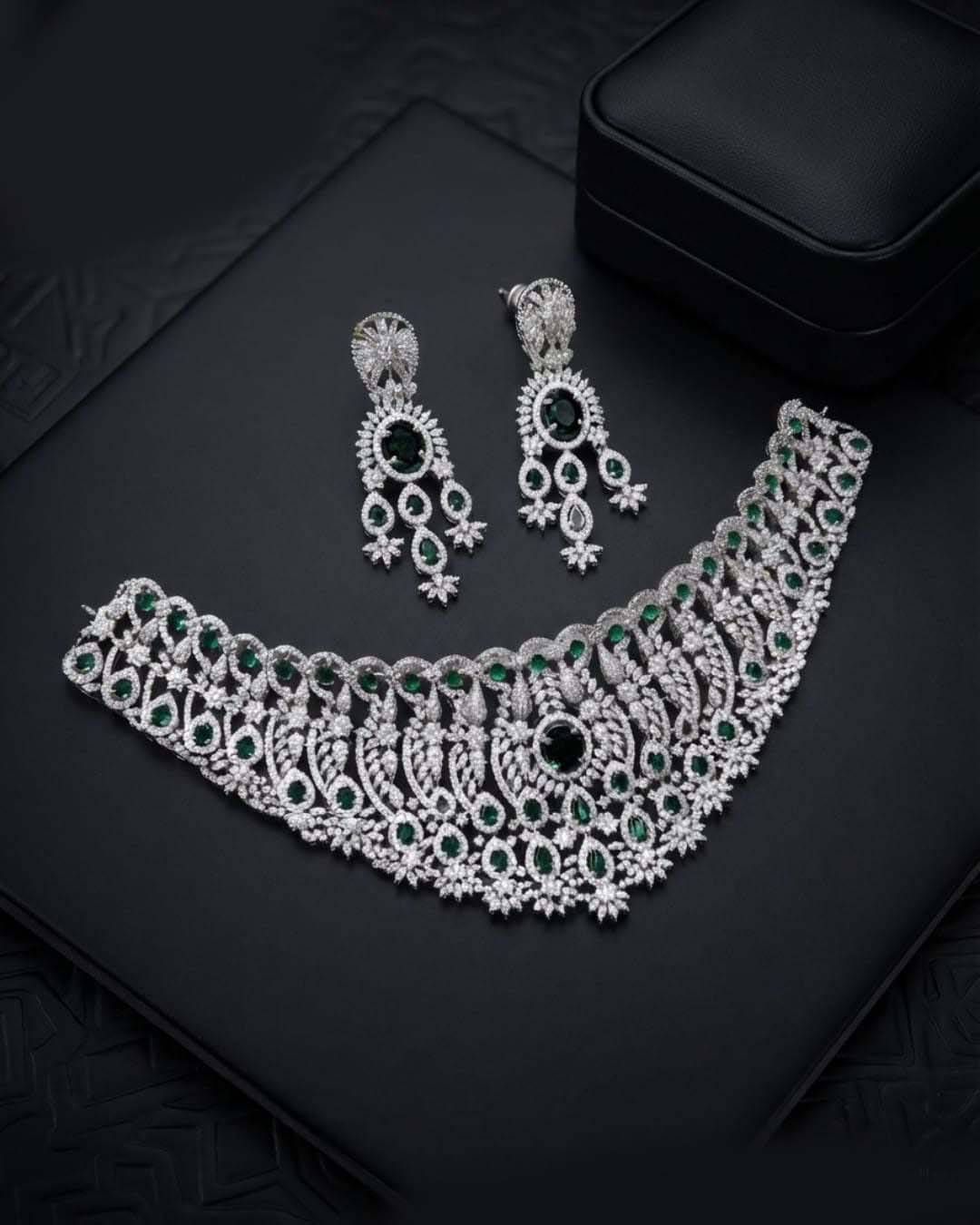 Empress Luxury AD Set