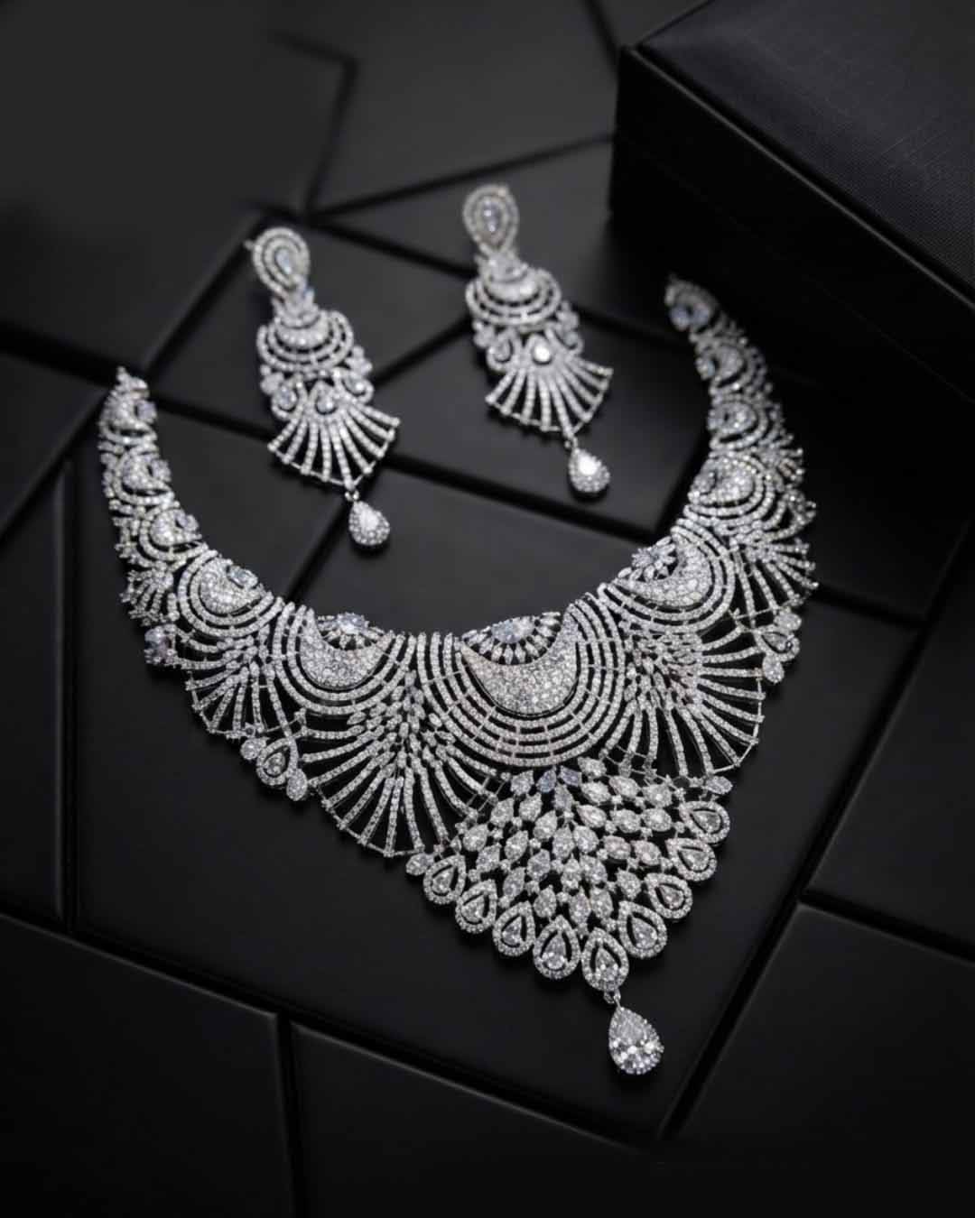 Asteria Royale American Diamond Set