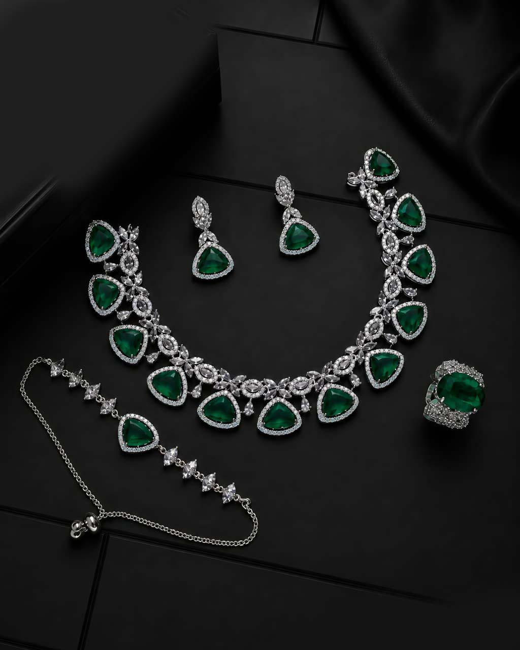 Aurevella American Diamond Set