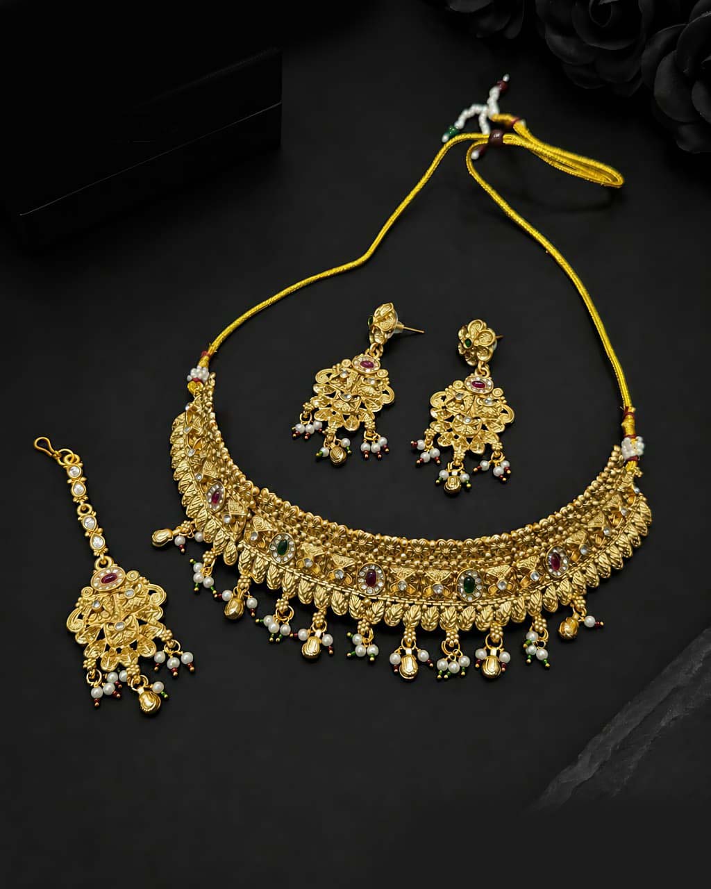Imperial Grace Collar Set