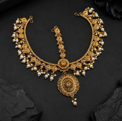 Traditional Indian Matha Patti