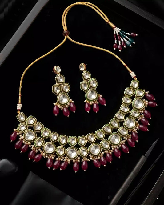 Aafreen Glow Kundan Set