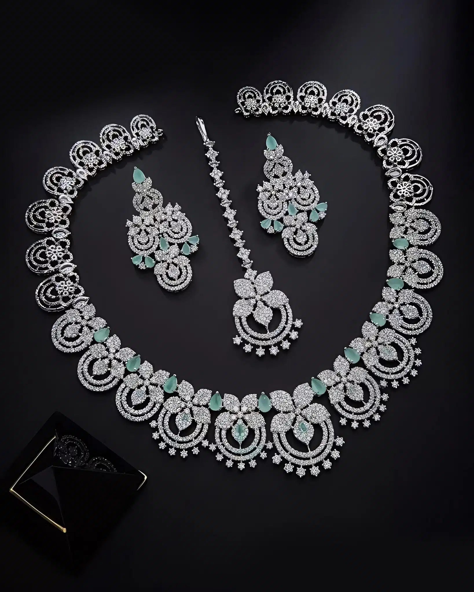 Aafreen Luxe Necklace Set