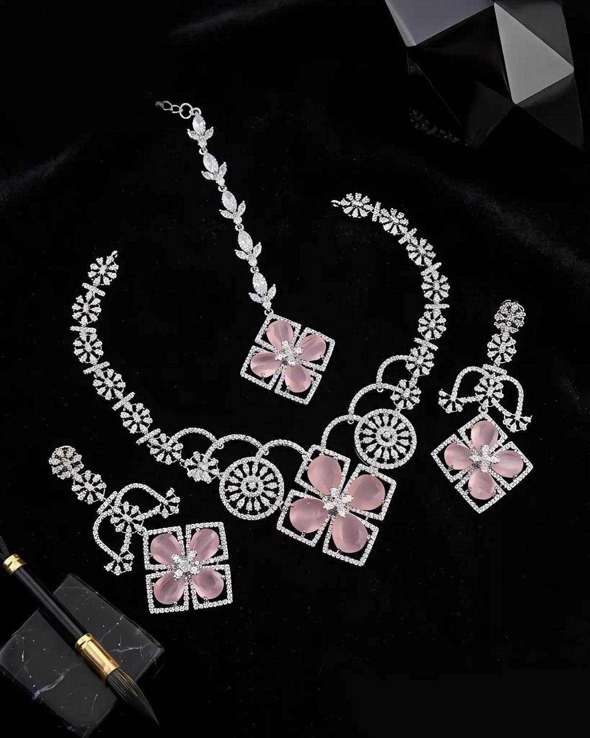 Aaranya Luxe American Diamond Set