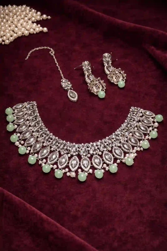 Bridal Choker Necklace Set with Earrings & Maang Tikka