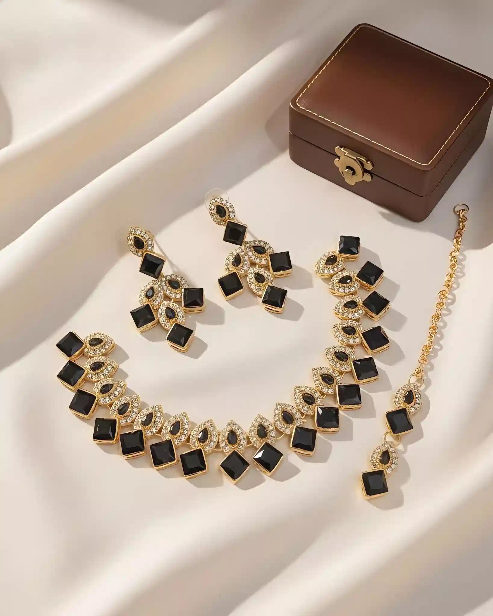 Classic Festive Necklace Earrings and Tikka Set