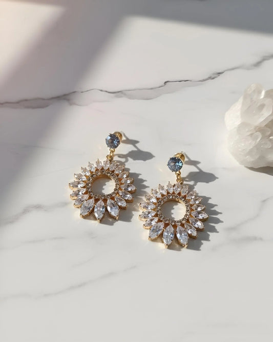 Elegant Hoop Earrings – Timeless Fashion Jewelry - Gram