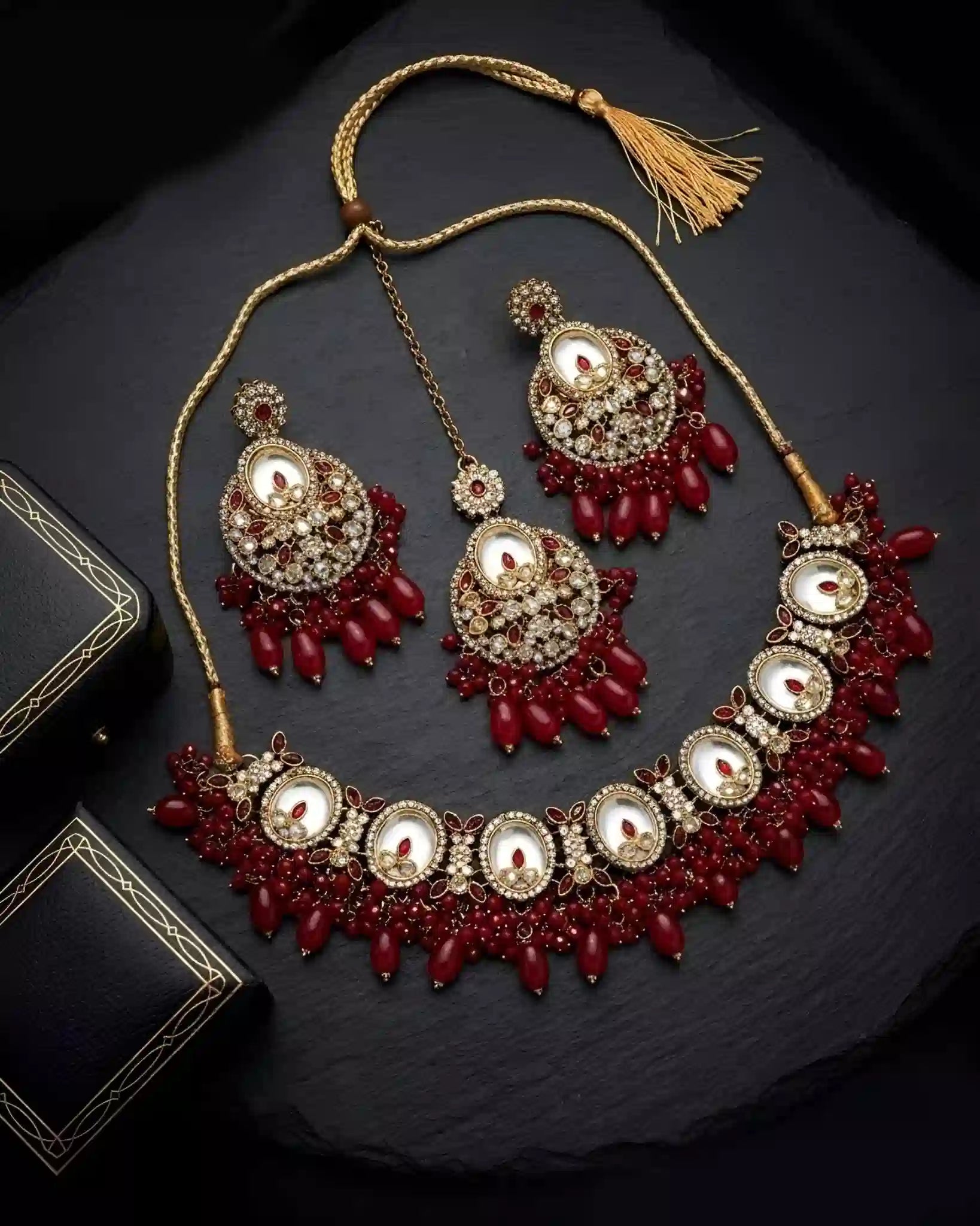 Antique Sparkle Necklace Set