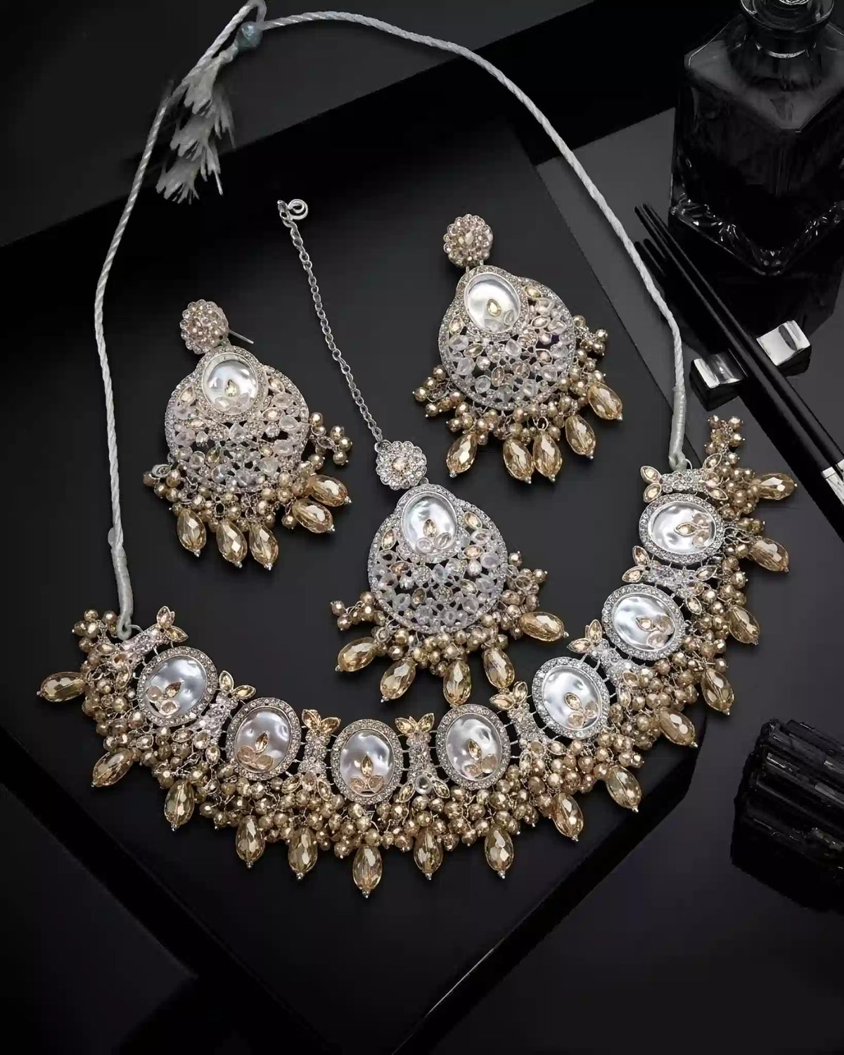Silver Sparkle Necklace Set