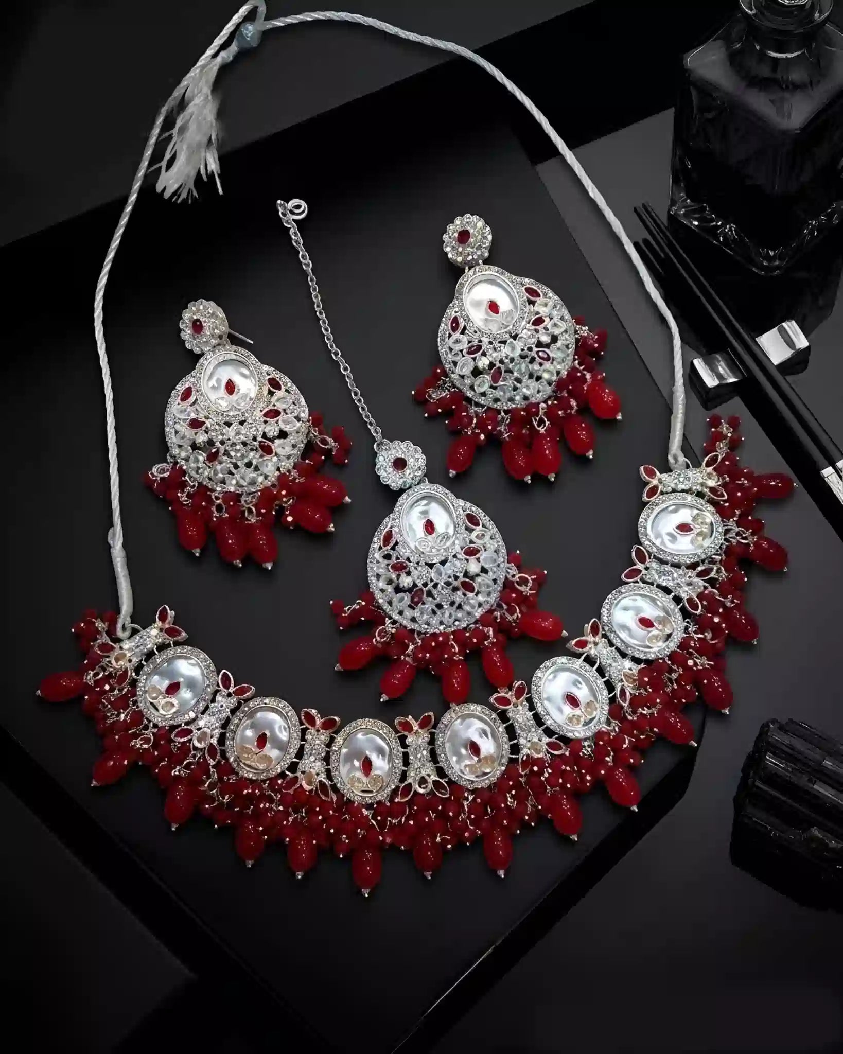 Silver Sparkle Necklace Set