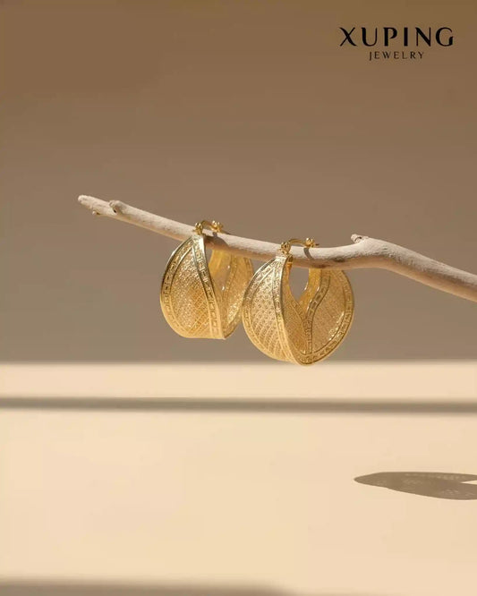 Xuping Graceful Hoop Earrings