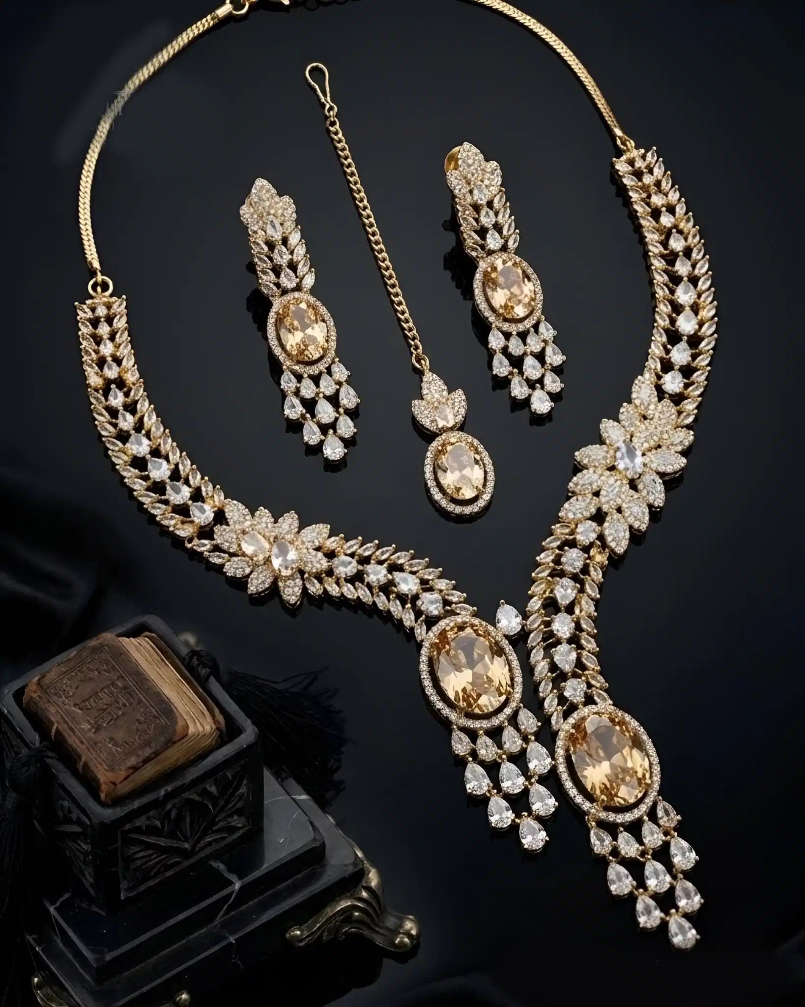 Luxury AD Necklace Set