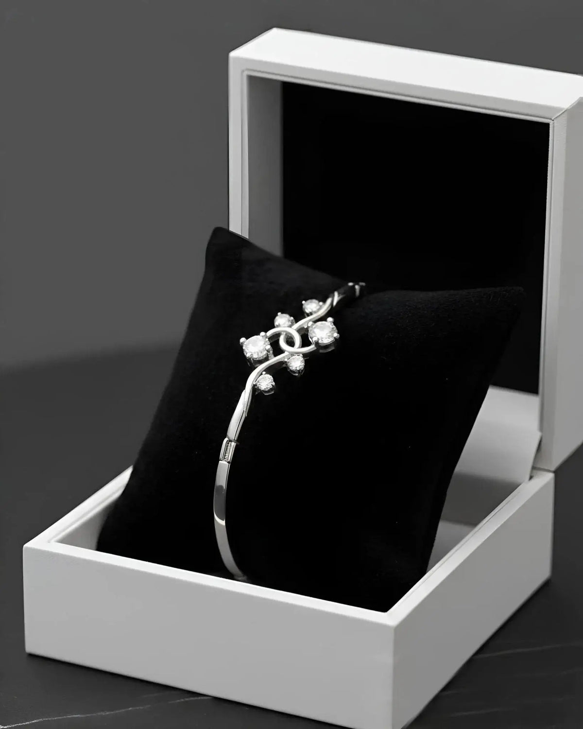 Luxury Statement Bracelet – Chic & Sophisticated