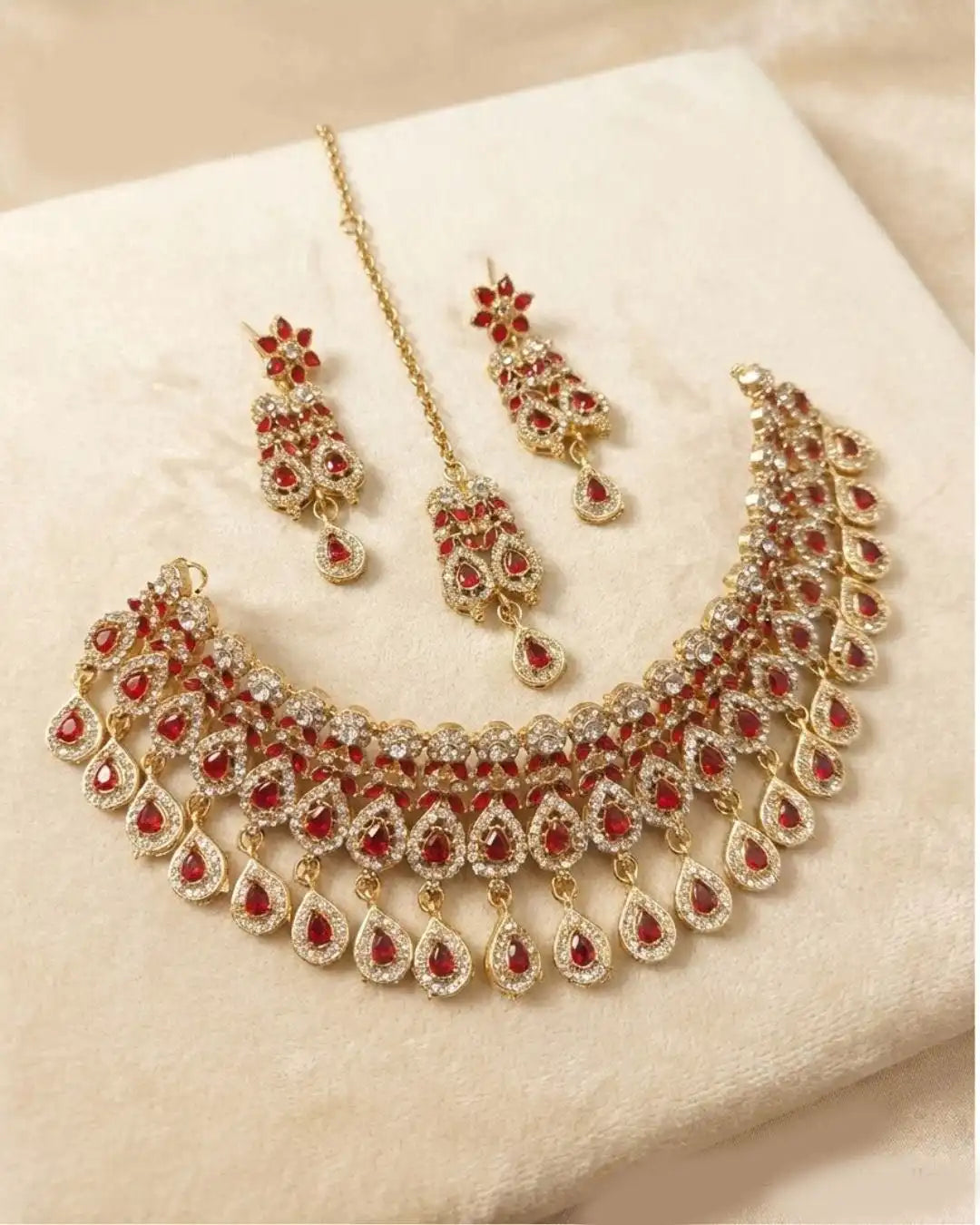 Luxury Wedding Style Necklace Earrings and Tikka Set