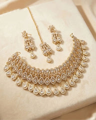 Luxury Wedding Style Necklace Earrings and Tikka Set