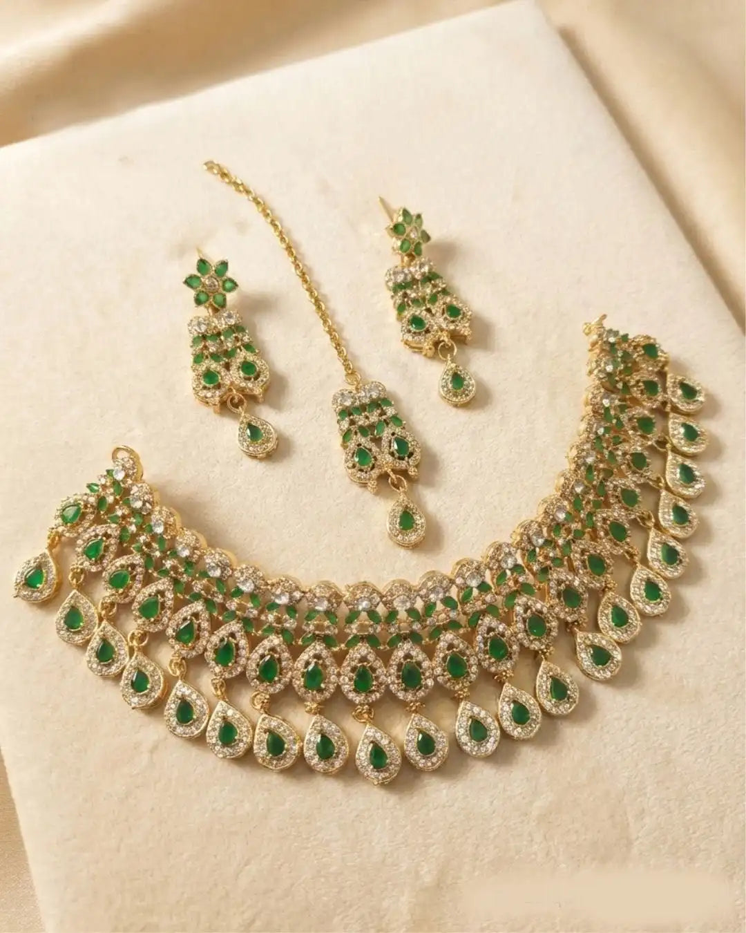 Luxury Wedding Style Necklace Earrings and Tikka Set