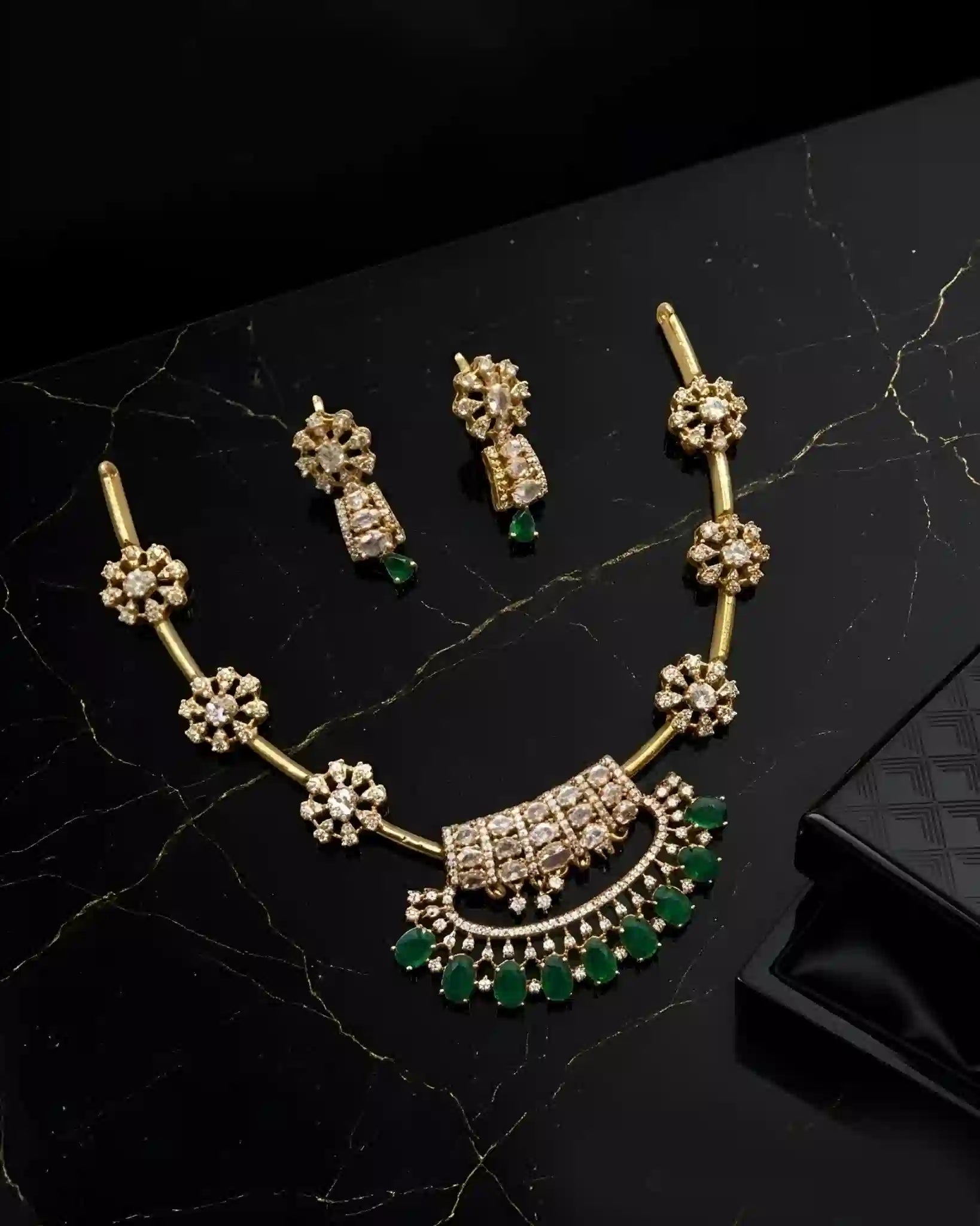 Meher Elegance Indian Necklace Set