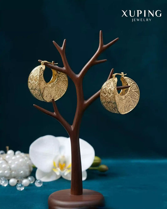 Xuping Luxury Sculpted Drop Earrings