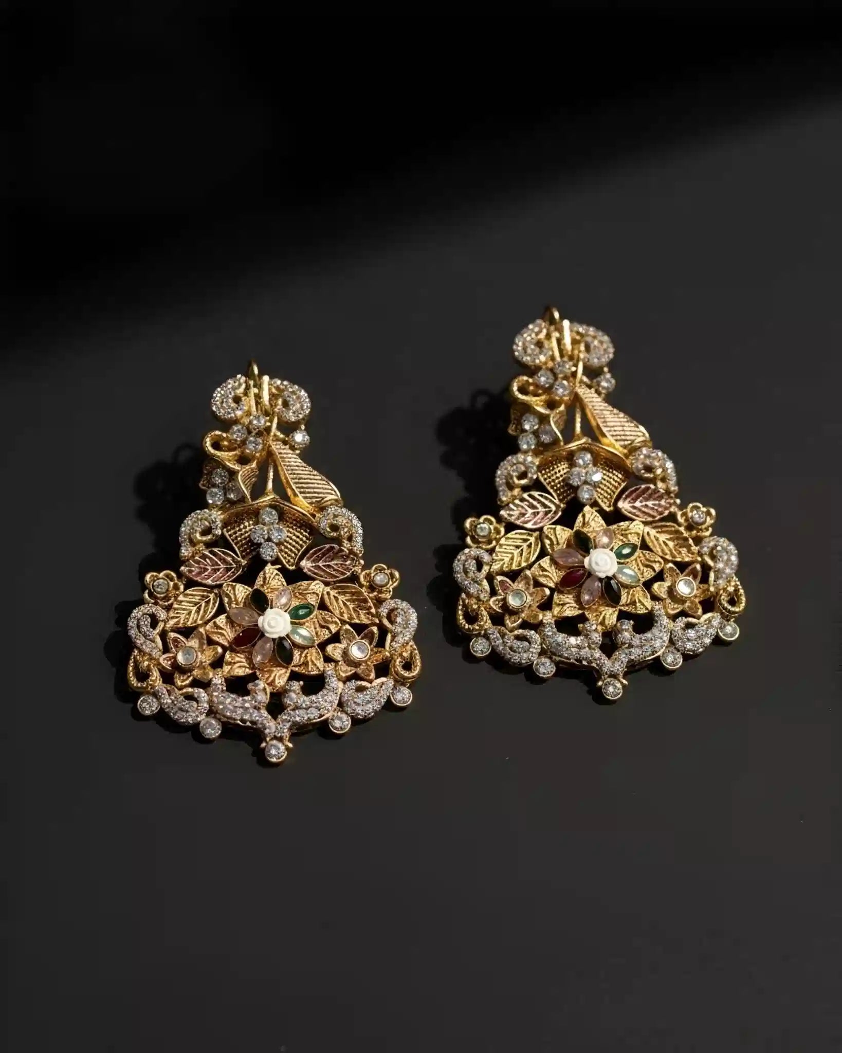 Stylish Statement Earrings – Elegant & Versatile