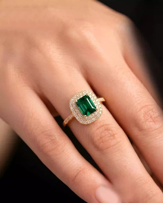Veyra Zircon Ring