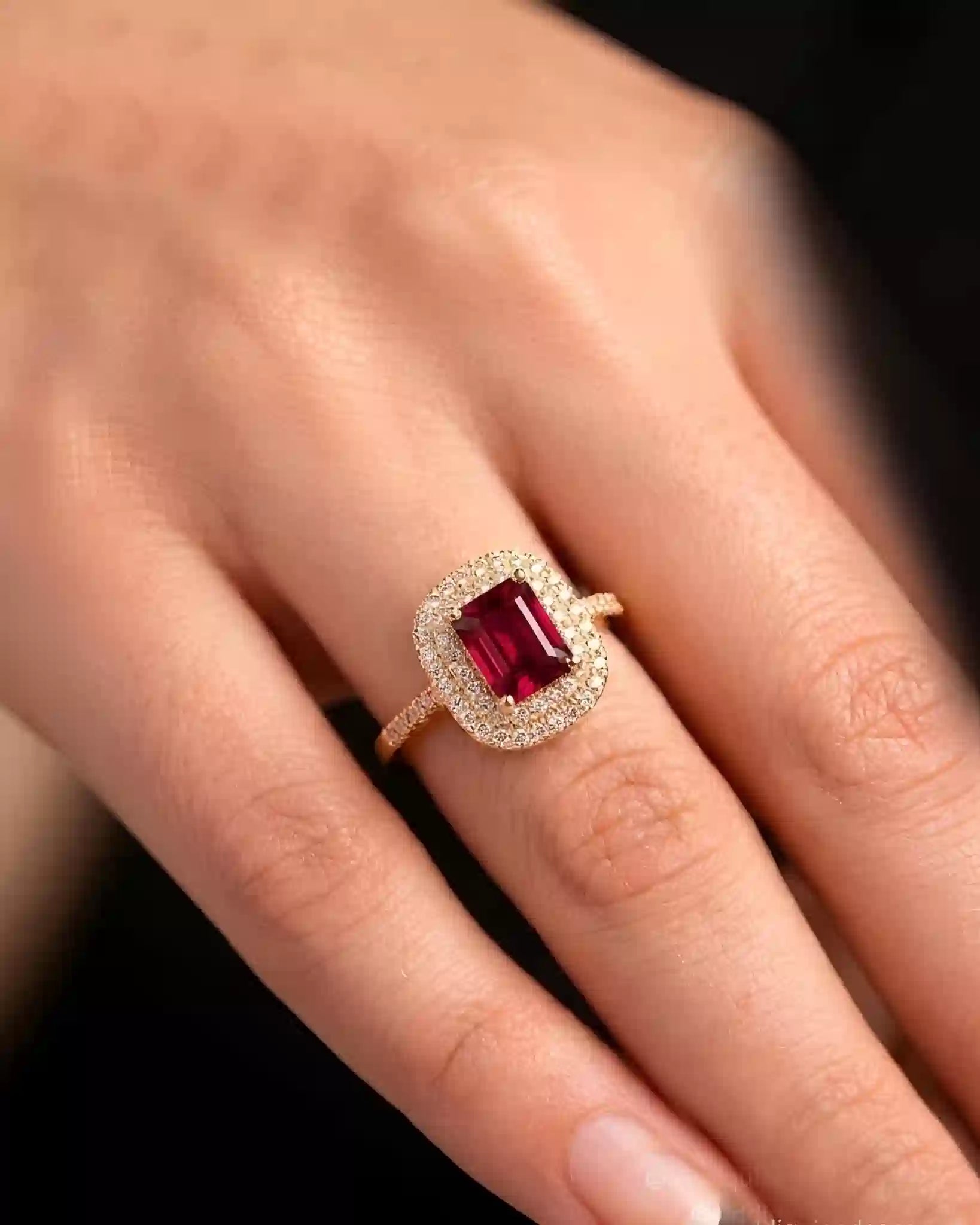 Veyra Zircon Ring