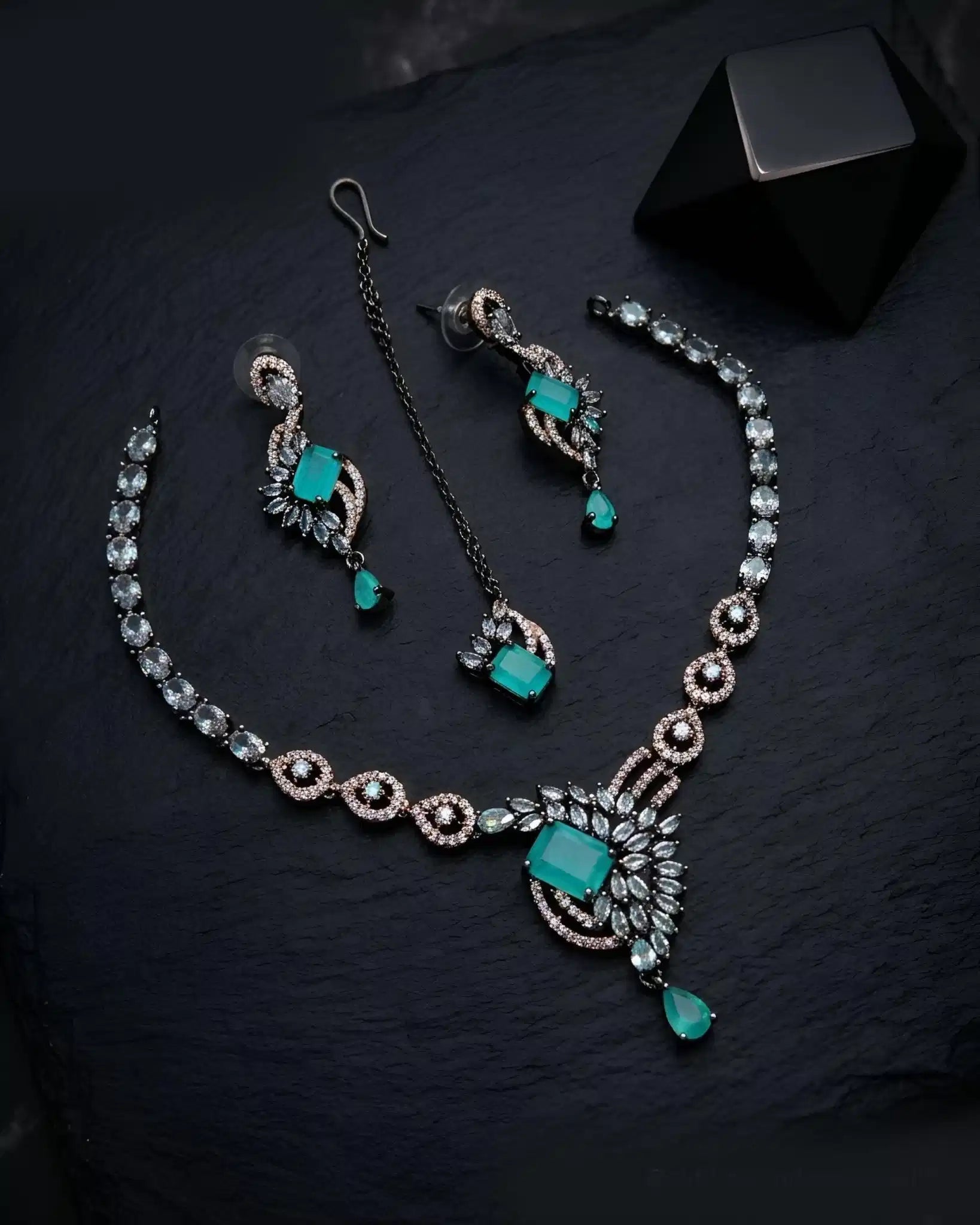 Zivara Dual Polish AD Necklace Set