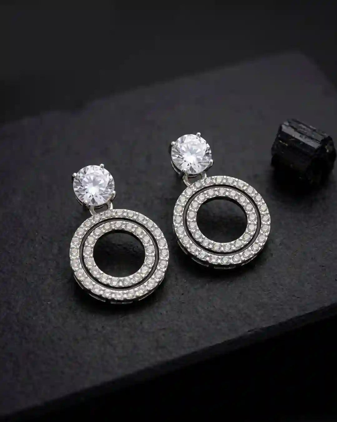 Zivara Duo Earrings Tops – Modern Chic Design in Gold & Silver