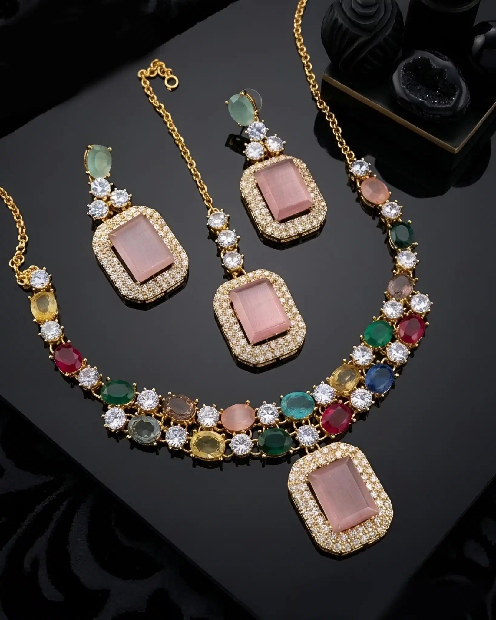 Zivara Spectrum Necklace Set